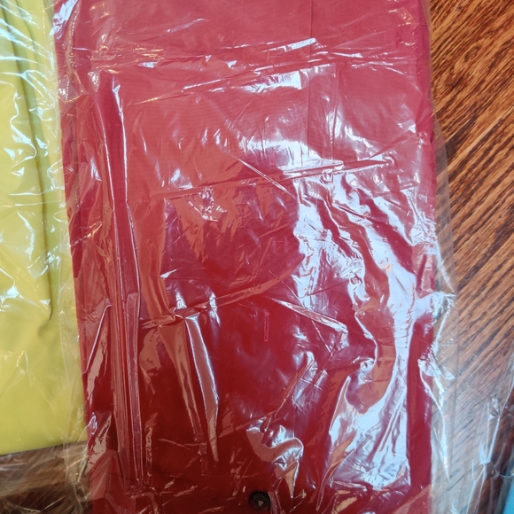 Stretch express short sleeve button down casual - Picture 5 of 8